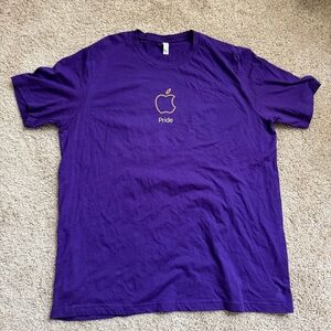 Apple Pride T-Shirt Purple Rainbow Logo Size 2XL Rare Exclusive
